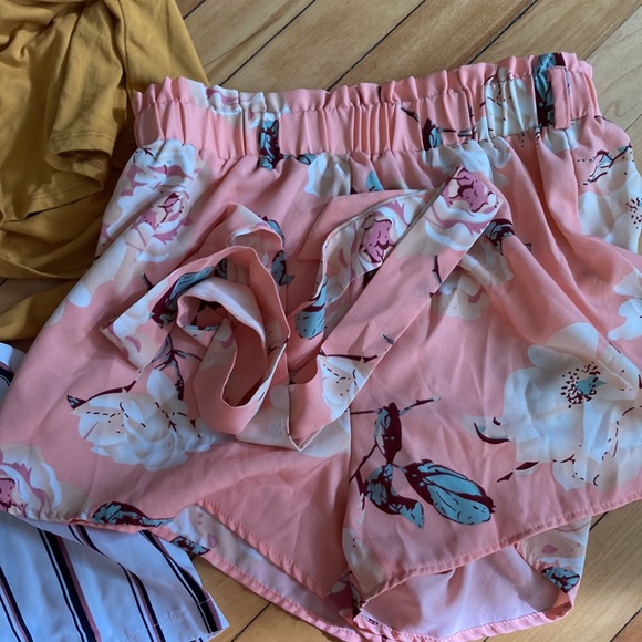 5 flowy shorts - Picture 3 of 6